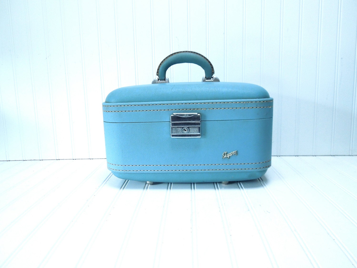Vintage Train Case Blue Skyway 1950s Make Up Case