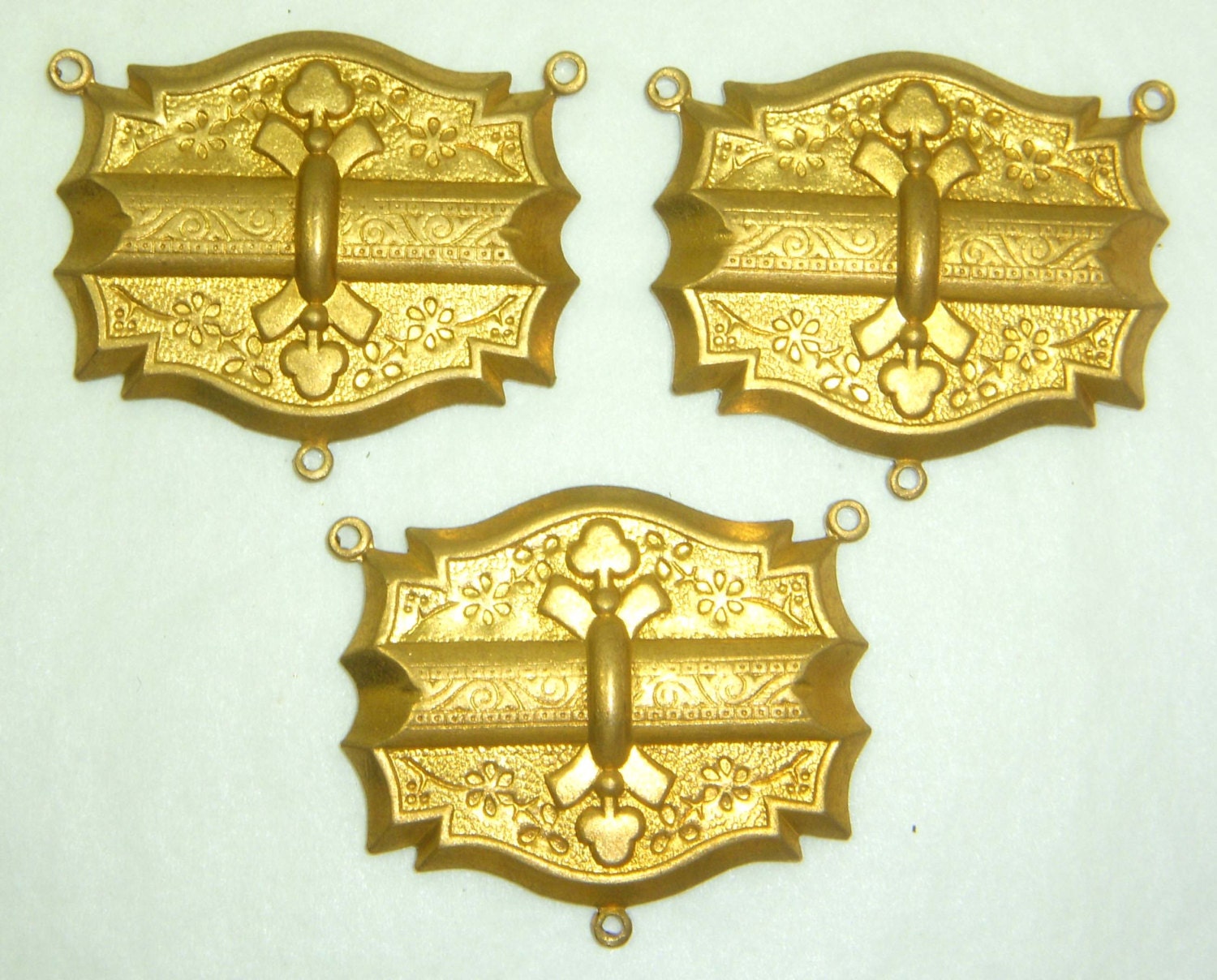 Medieval Style Pendant, Raw Unfinished Brass, Item01827