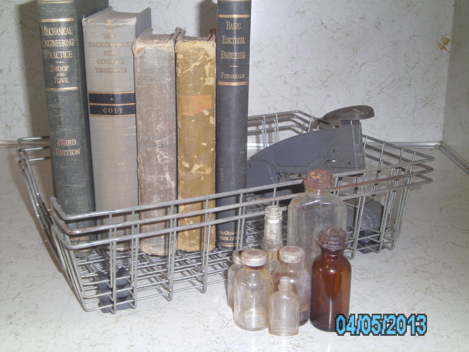 Vintage INDUSTRIAL WIRE BASKET Set - Storage Bin - Desk Organizer - Mid Century Office Decor - Office Tray - In Out Box - 1960s