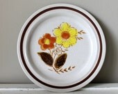 Floral Stoneware Japan Vintage Plates Dishes 70s Decor Dinnerware Set Yellow Dessert Dinner Ware