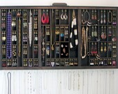 Jewelry Dipslay with ring cubby