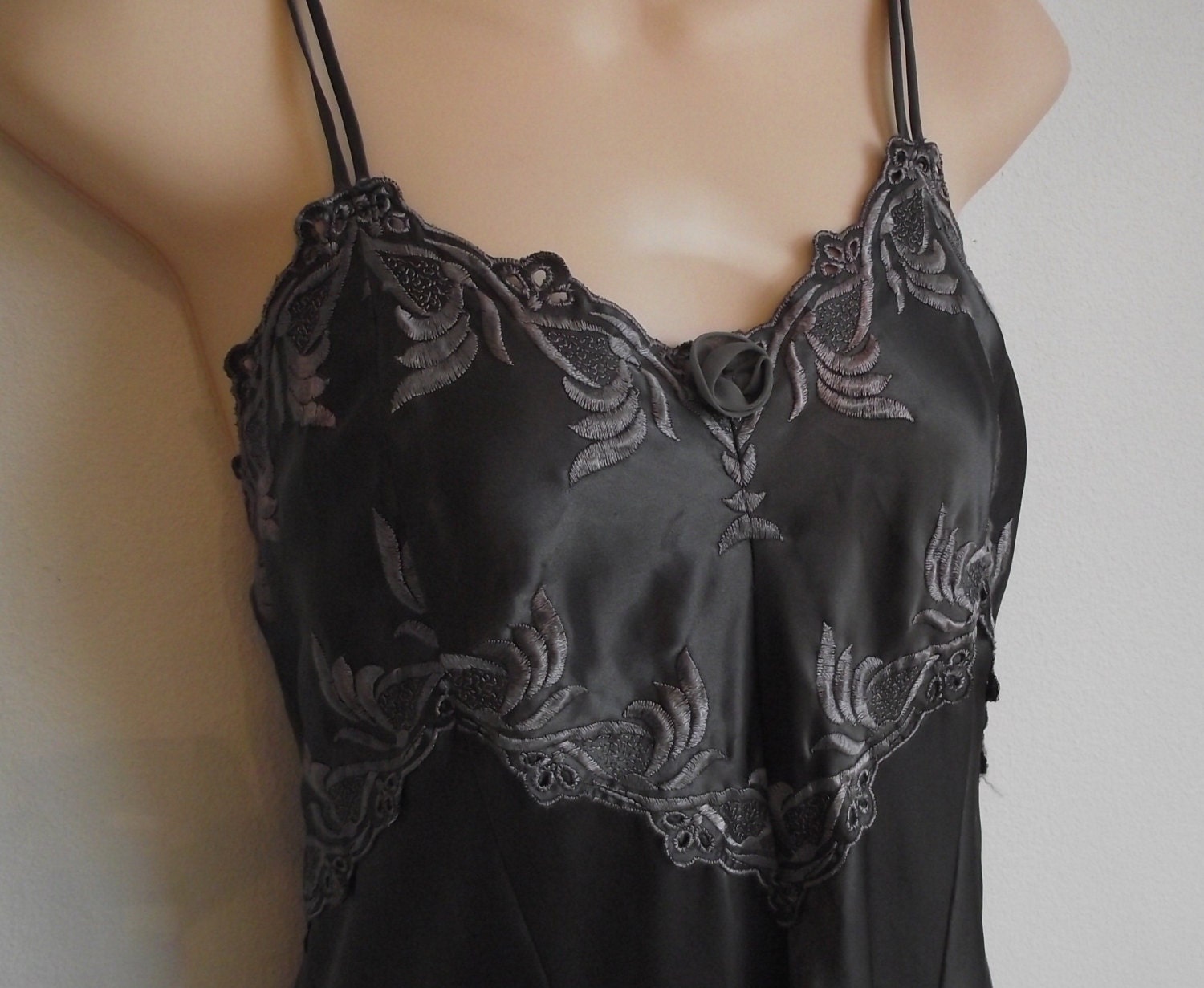Vintage nightgown silky grey embroidered bodice M