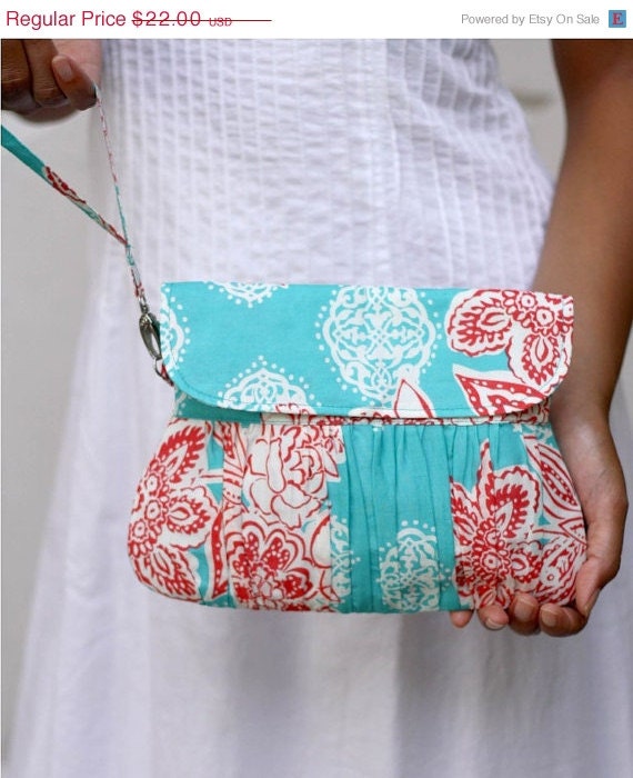 SALE - Pleated Wristlet/ Wristlet Purse, Aqua and Red, Ready to Ship