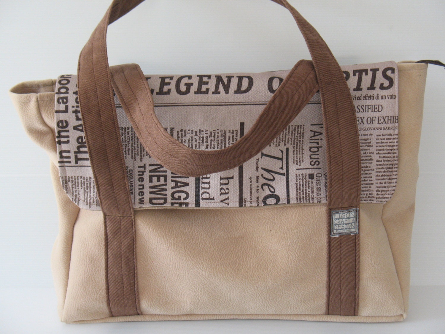 vegan big bag,  handbag, beige  messenger bag -  laptop bag, notebook bag, newspaper bag, work bag, teachers bagm student bag