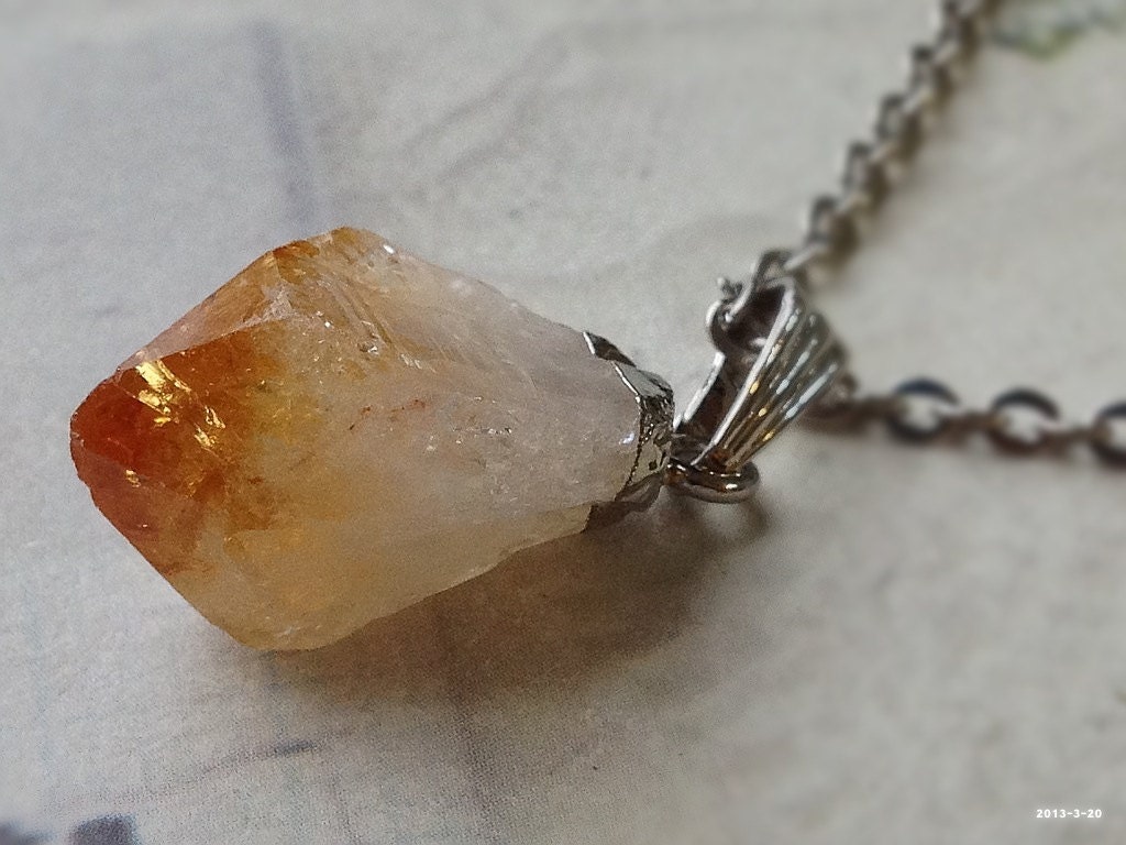 1 Piece of 0.725" x 0.525" Raw Citrine Point Pendant  With Platinum Plated Necklace (8) (tm.)