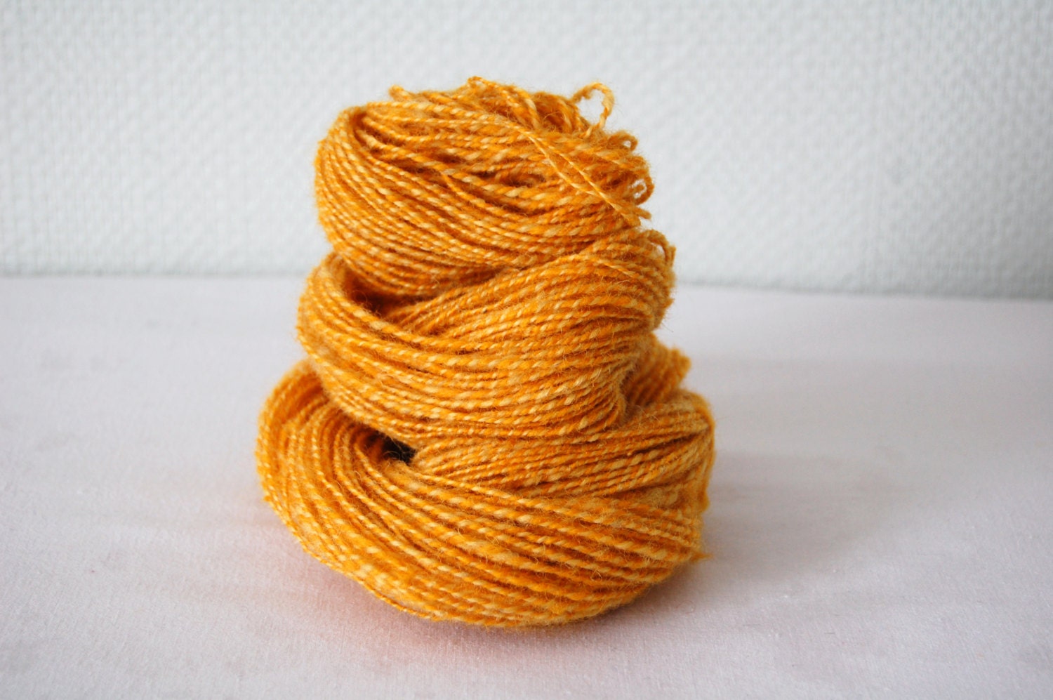 Handspun Yarn. Sweet Honey. Spring yarn. Art Yarn. 122 yards/2.8 oz