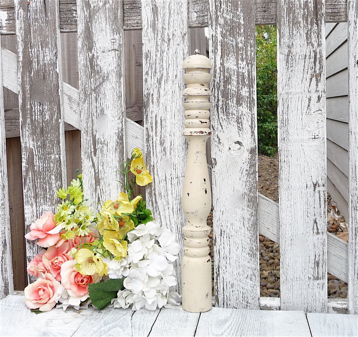 TALL WHITE PEPPERMILL - Shabby Chic Beige or Off-White Restaurant Style Pepper Mill / Pepper Grinder