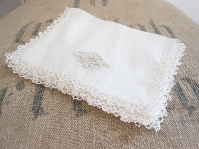 Set of 4 vintage white cocktail napkins, vintage napkins, cotton napkins