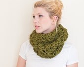 The Chunky Cowl Neckwarmer  Scarf - Olive - Wool Blend