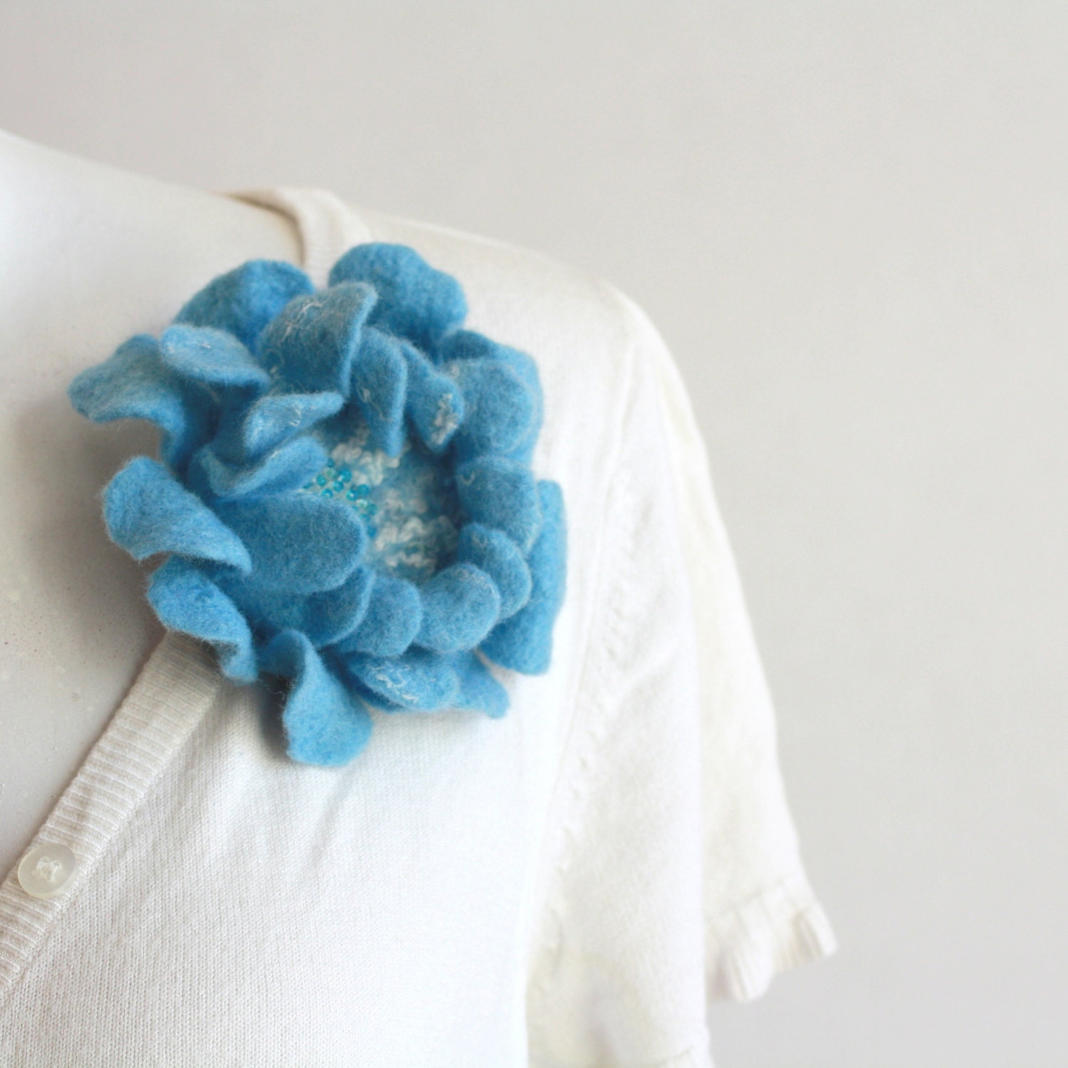Felted flower brooch - sky blue white flower pin - flower hair clip - Mothers day gift