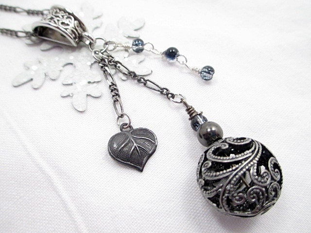 Gun Metal Lariat Necklace Handmade Black Beaded Jewelry Upcycled Leaf Charm Romantic Wedding