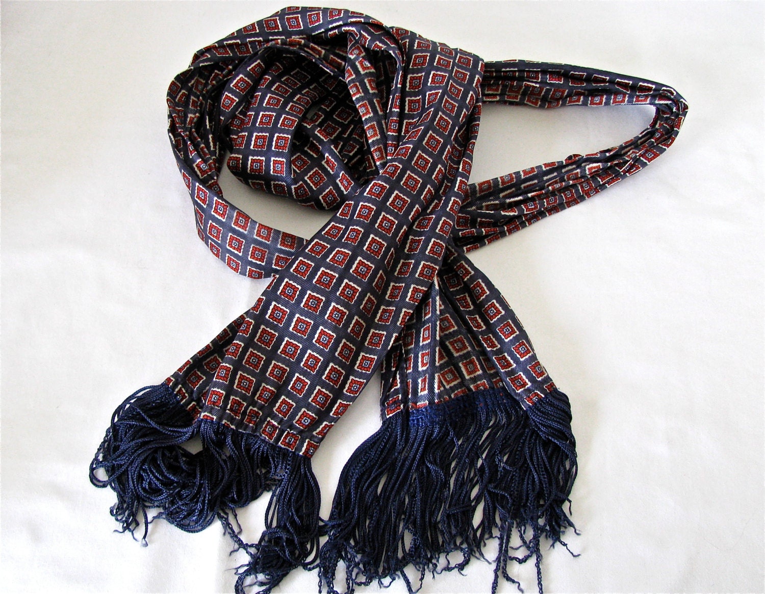 Beautiful Mad Men Scarf - EXC Fringed Red Blue 50s - 60s Scarf
