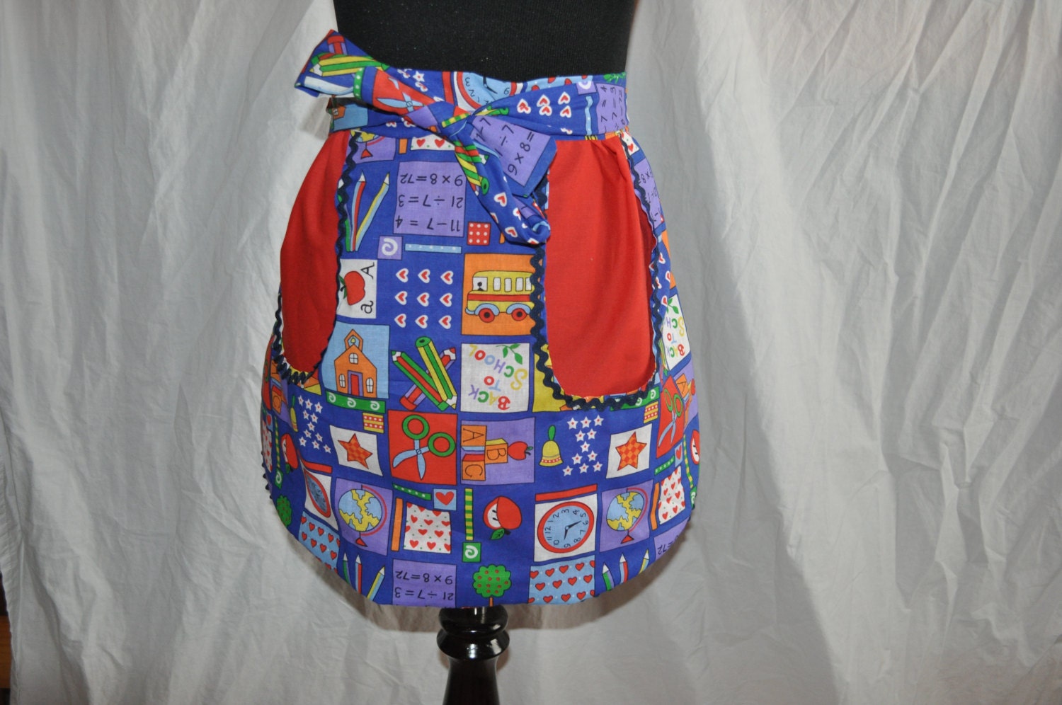 Womens half apron in Teacher back to school print with large pocket.  Ready to ship.