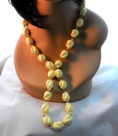 Light Lemon Yellow Glass Lucite Chunky Necklace