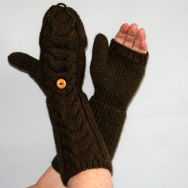Beautiful Handmade Knit Mittens . Choose your colour.