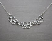 Tranquility - Sterling Silver connected teardrop necklace