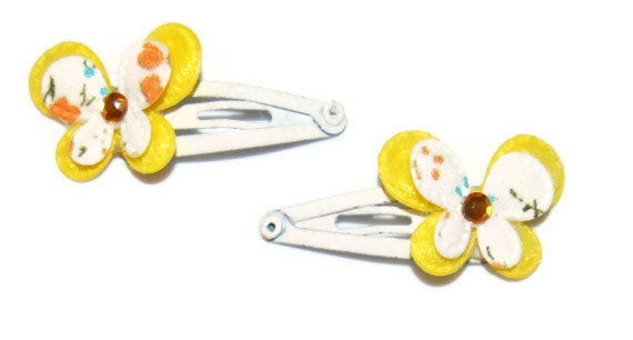 Yellow Butterfly Snap Clip Set with Yellow and White Padded Butterfly Applique and Rhinestone Center