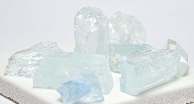 Blue Beryl Aquamarine Gemstone Rough Jewelry Points Wrapping stones 74 carats