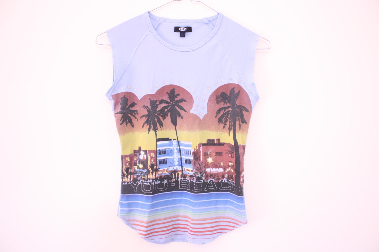 90s Hound Dog Palm Tee / Beach Print Graphic Tank Top