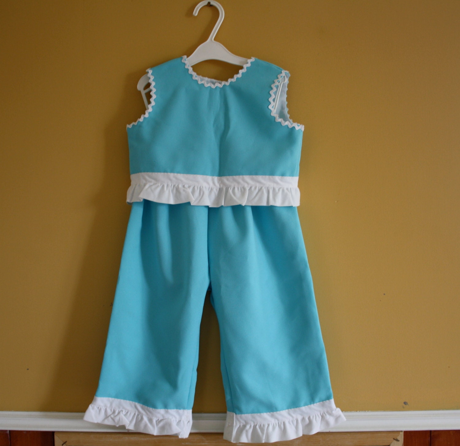 Vintage aqua blue halter top and pants / handmade mod summer outfit / Toddler girl 2T 3T