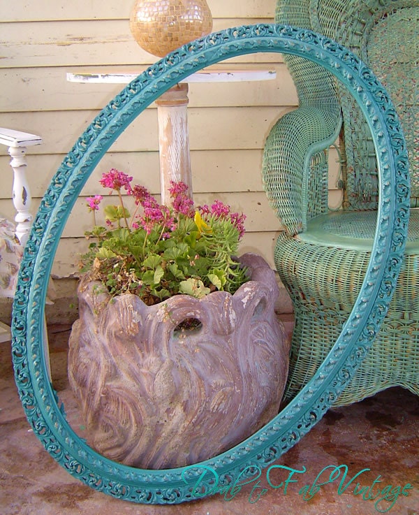 OVAL VINTAGE FRAME - Filigree Floral Painted Turquoise Blue Large