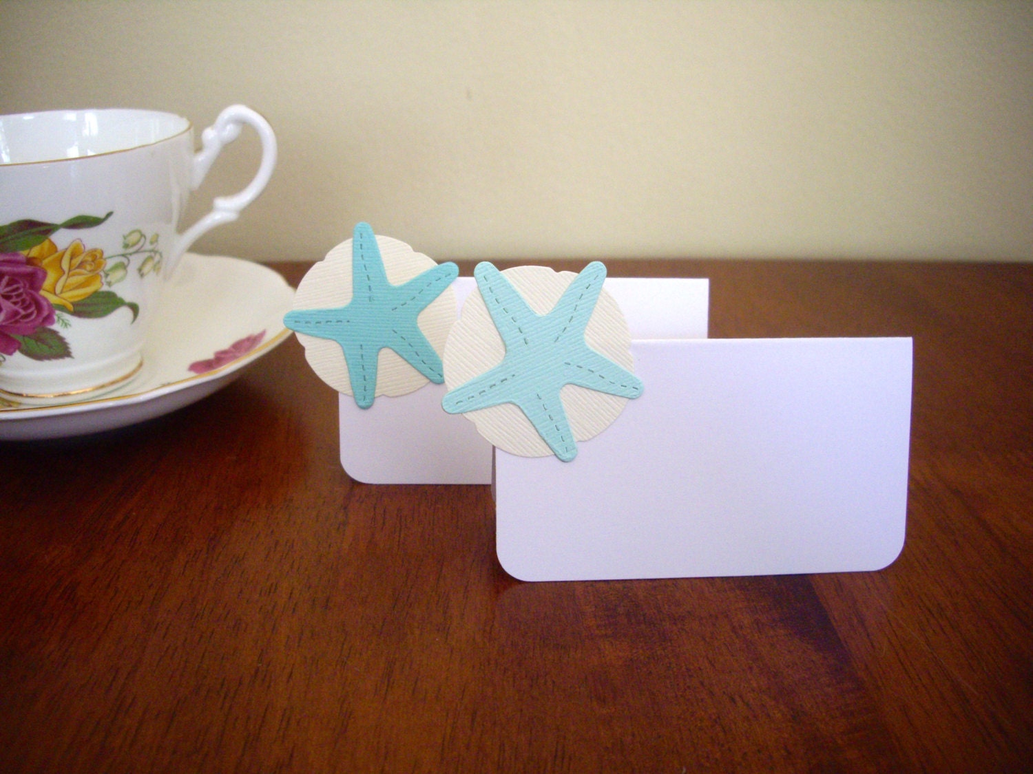 beach theme place cards, star fish place card, sand dollar place card, wedding place card, beach party, tented place cards
