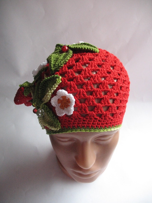 Beanie  in Red with Strawberry for Children To 5  eco friendly Cotton Free shipping OOAK