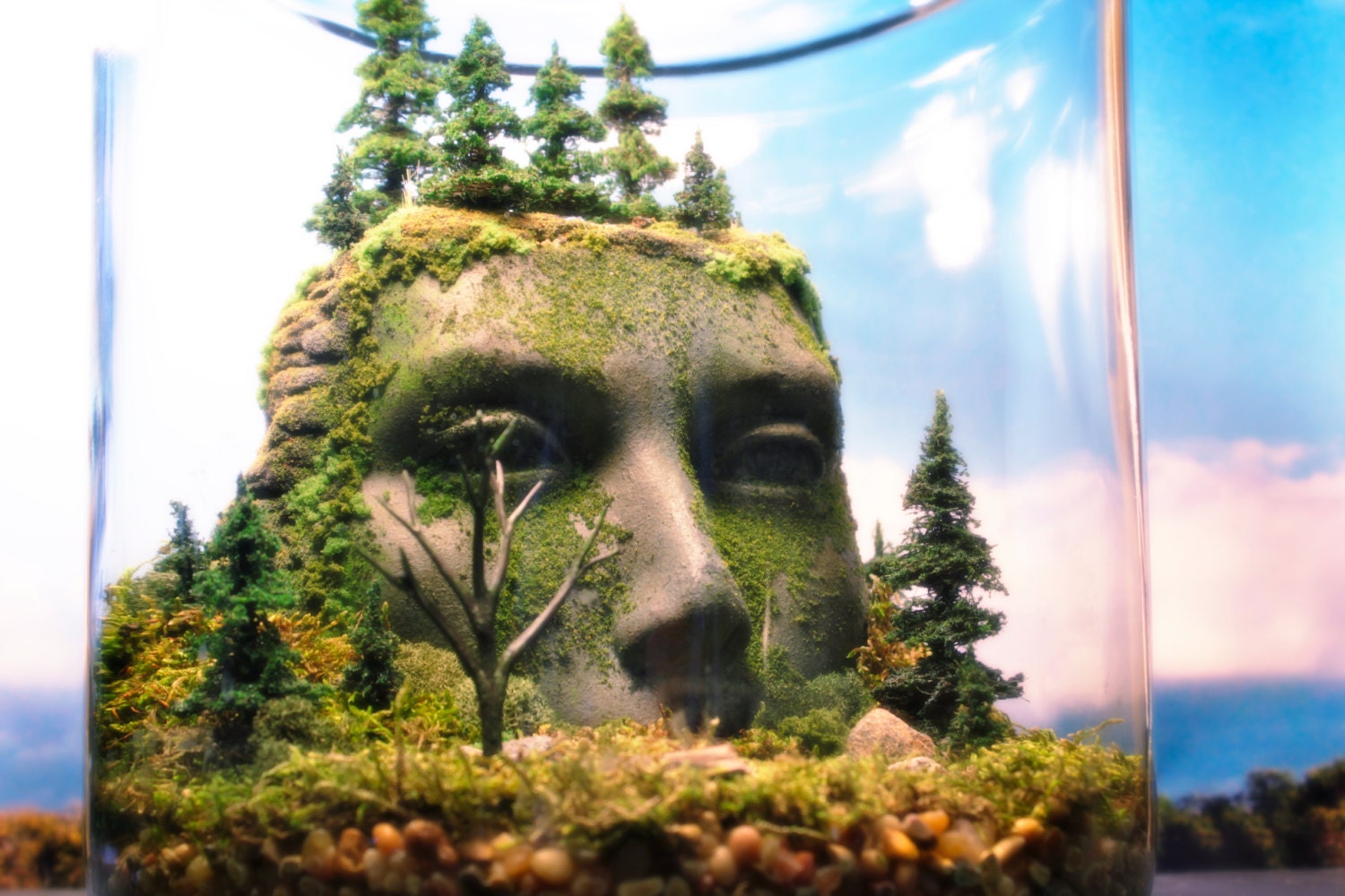 Ancient Goddess Ruins - Fantasy Forest - Terrarium / Diorama