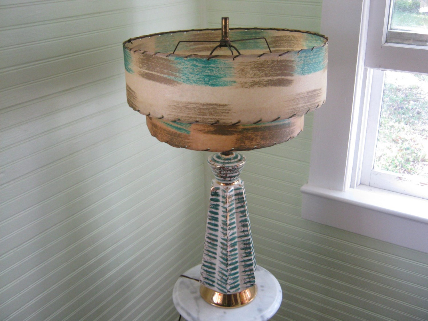 Atomic Era Table Lamp -- Vintage Lamp with Gold and Turquoise -- Fiberglass Lamp Shade with Turquoise and Brown -- Mid-Century Home Decor