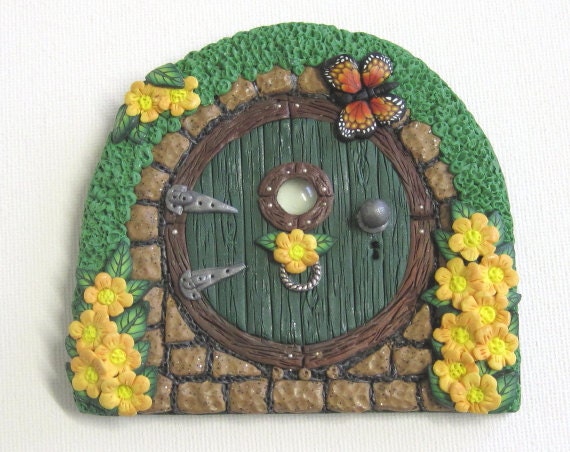 Springtime Fairy Door Magnet Hobbit Style