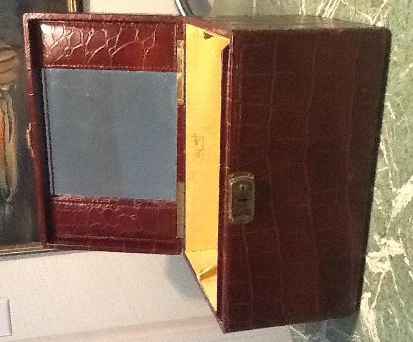 Vintage Train Case // Cowhide Train Case // Unique Train Case // 1940's