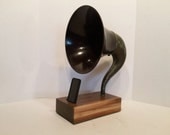 Acoustic  iPhone Speaker Dock Utilizing a Vintage Gramophone Horn -Ready to Ship-