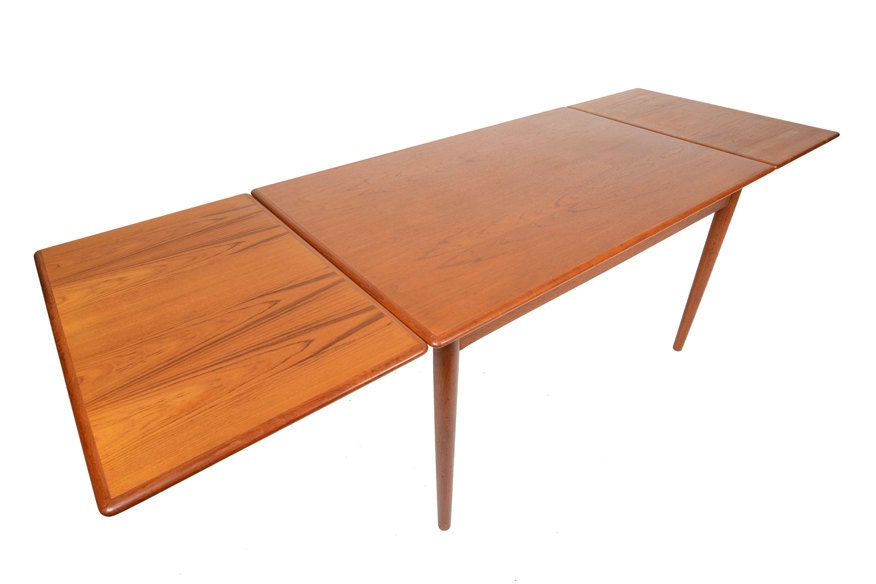 Danish Mid Century Modern Rectangular Draw Leaf Dining Table in Teak