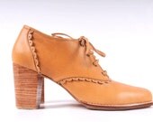 LACE. Leather oxford shoes / leather lace up boots / sizes US 4-13. Available in different leather colors.
