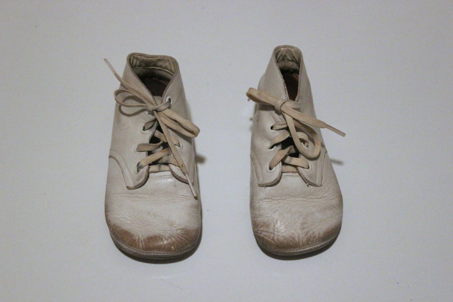 Vintage white leather baby booties
