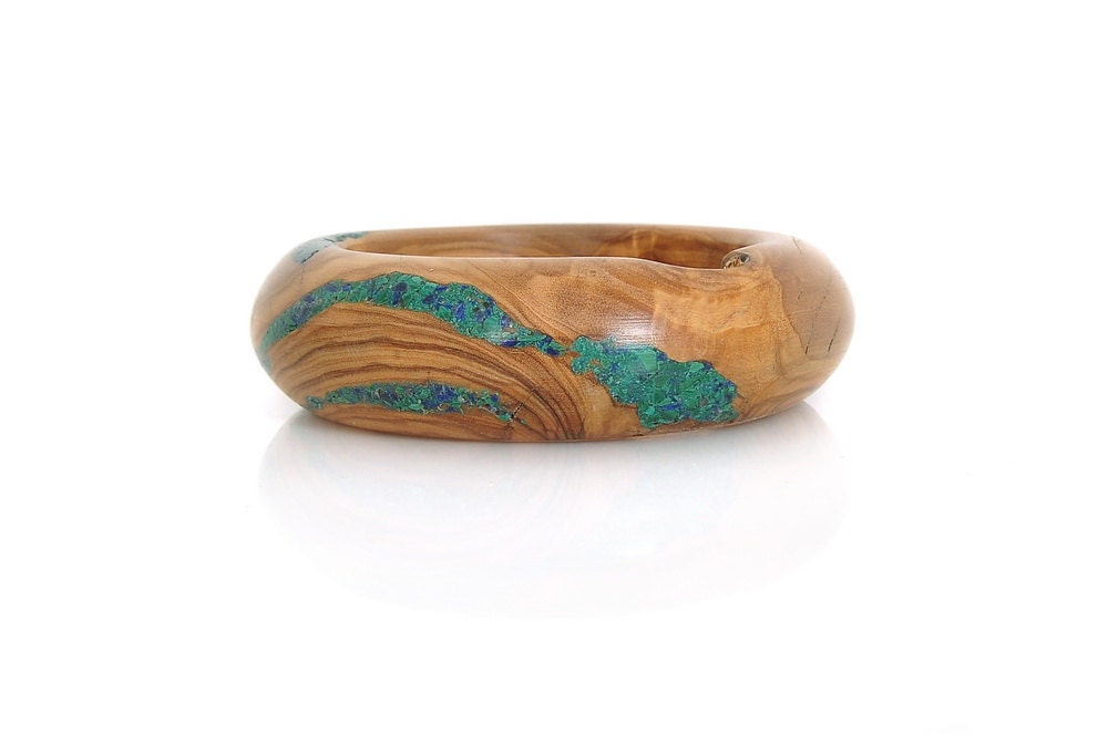 Wood Bracelet of Olivewood with Blue Lapis and Green Malachite. Elegant Mix
