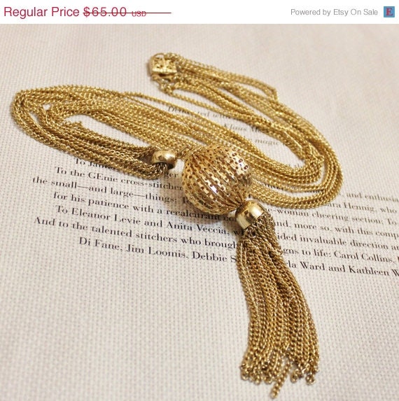 10% OFF Vintage Long Gold Statement Necklace