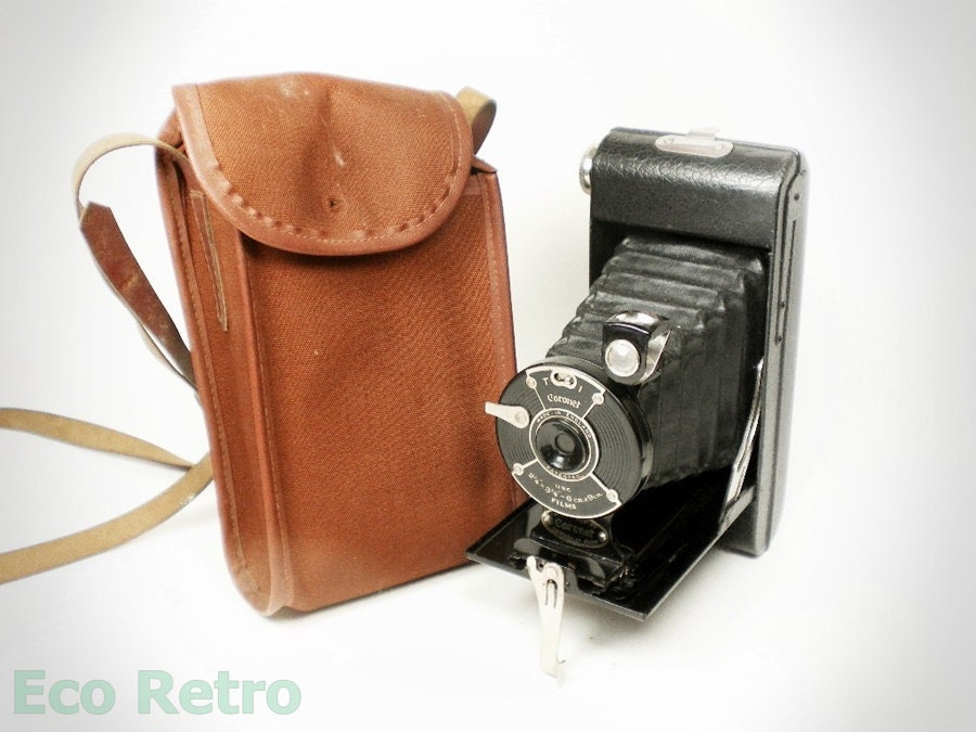 Coronet - Vintage 1920's Folding 120 Film Camera with Case