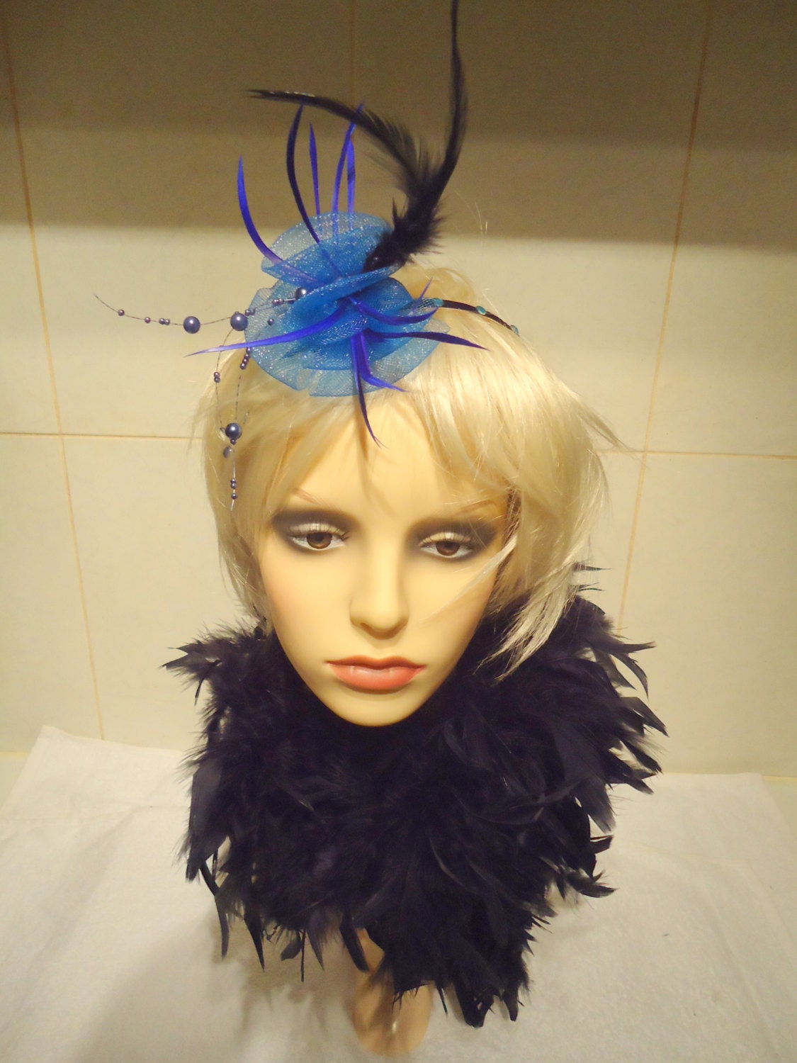 Couture Fascinator. Small, neat accessory to attract attention at a party or Wedding celebration.