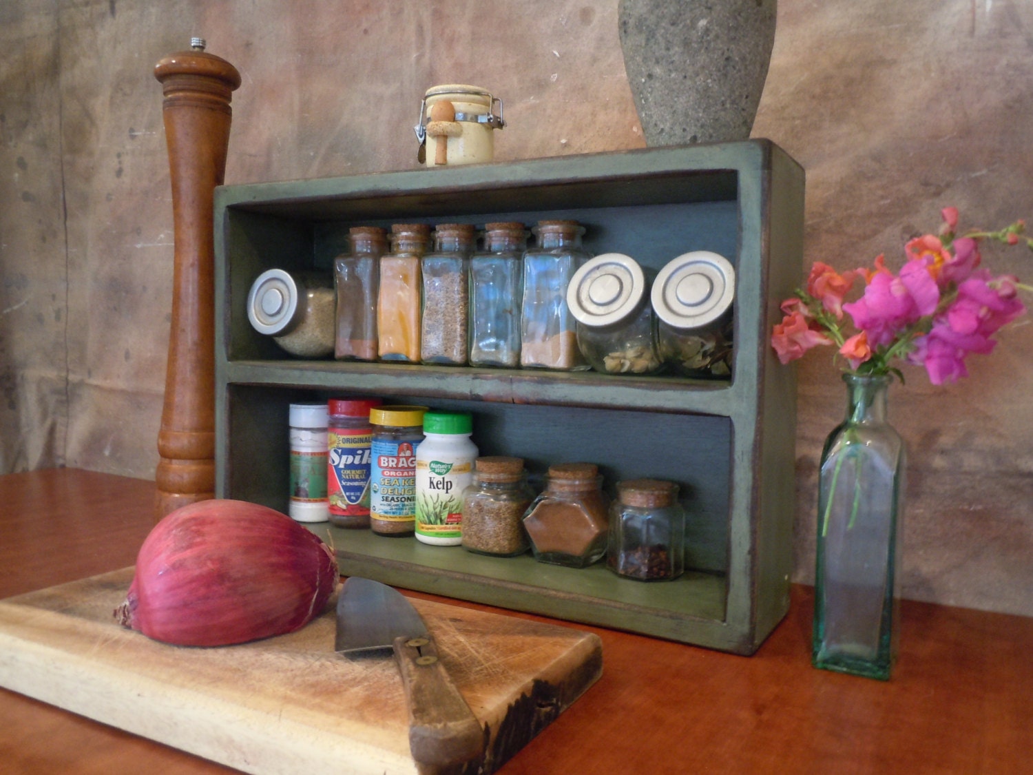 Spice Rack-Distressed Rustic Medium Free Standing Spice Rack New Leaf Green With Backing