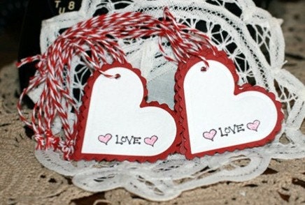 Valentine Gift Tags - Set of 12 - Scalloped Heart Love