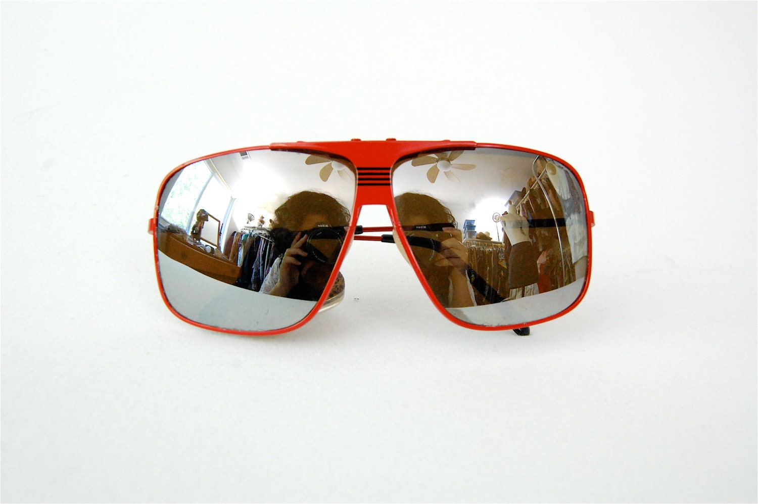 Vintage 70's rare mirrored flip up aviators sunglasses / red sporty hipster unisex / metal frame non Rx