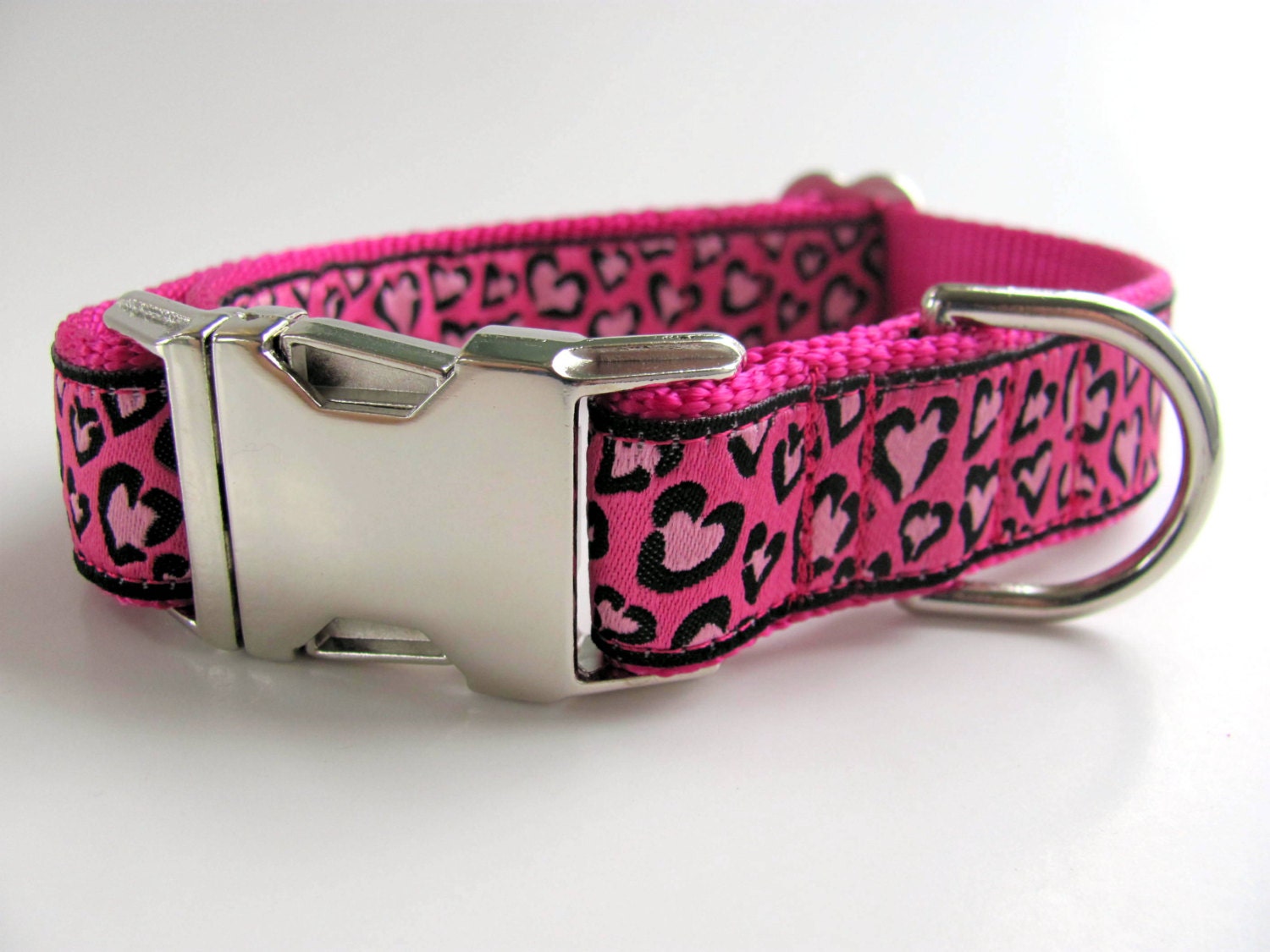 Leopard Hearts Dog Collar with Metal Buckle  - pink