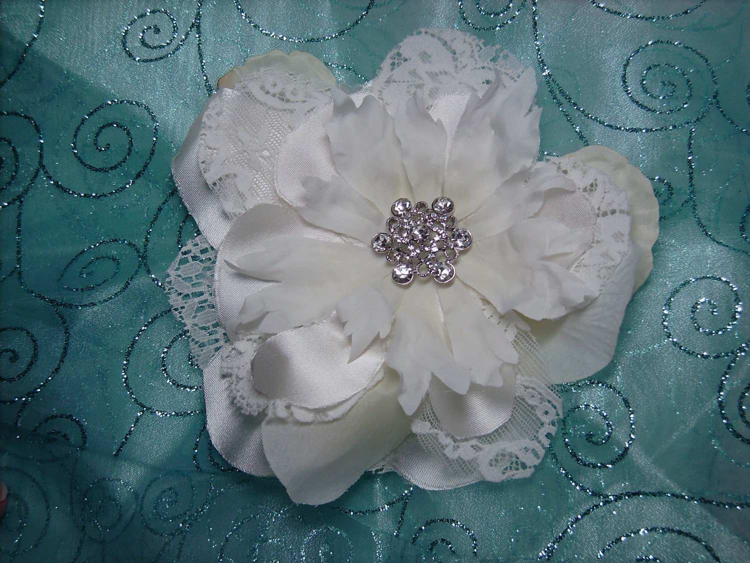 SPRING SALE White Lace Satin silk tulle Bridal hair clip fabric flower brooch pin barrette bow sparkly faux diamond pendant