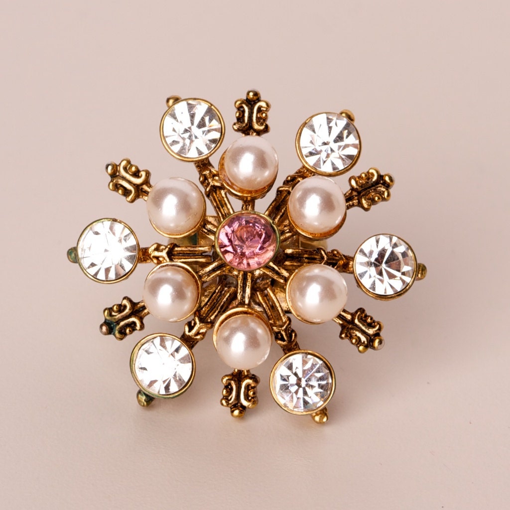 Betsey Johnson Large Gold Tone Snowflake Ring