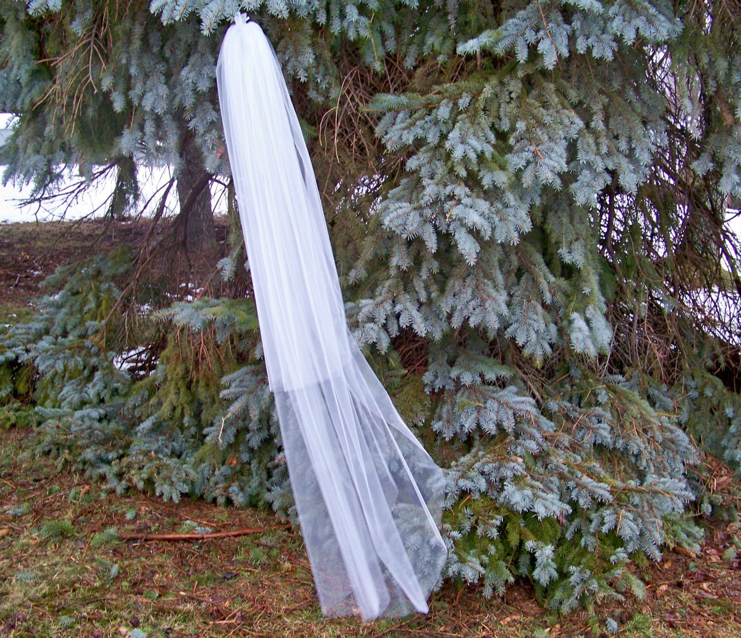 2 Tier Pencil Edge Waltz Length Wedding Veil Crystals