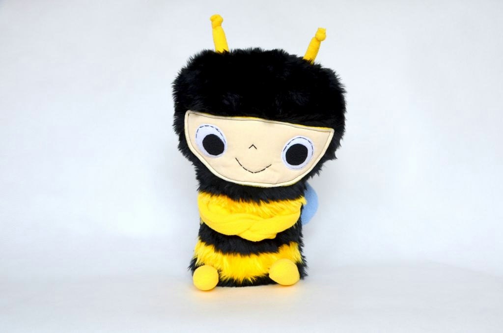 Stuffed animall Plush Bee  Soft Safe Baby Toy for Children Plush Fleece. - baraqada