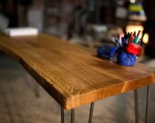 OAK TABLE: Elegant Old Oak Writing Desk