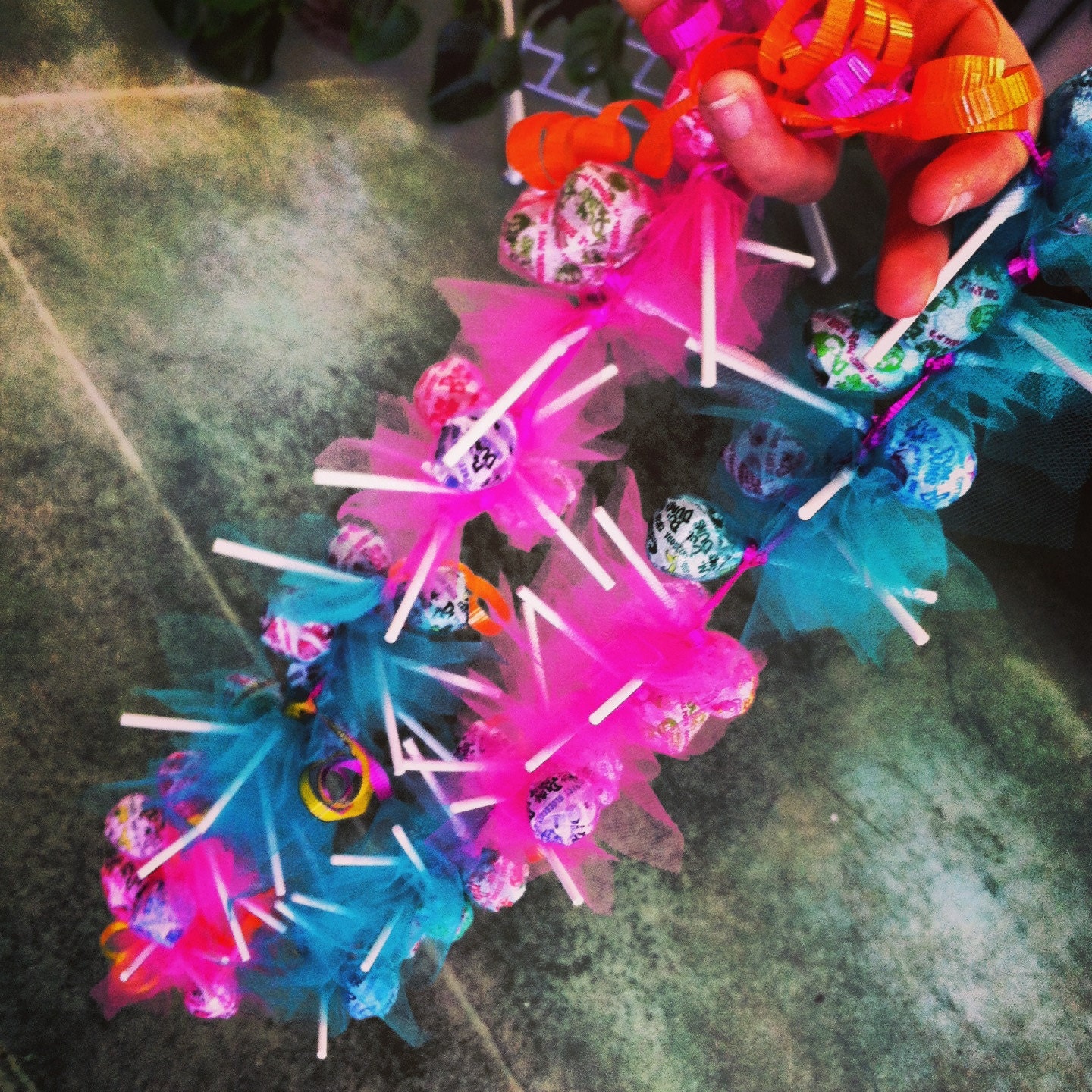 DumDum Lollipop Candy Lei