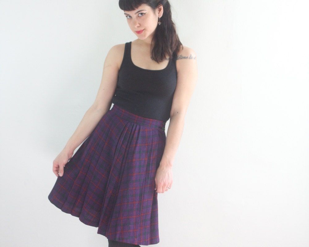 60s WINTER WOOL SKIRT - Purple Red & Green Plaid -- xs to s